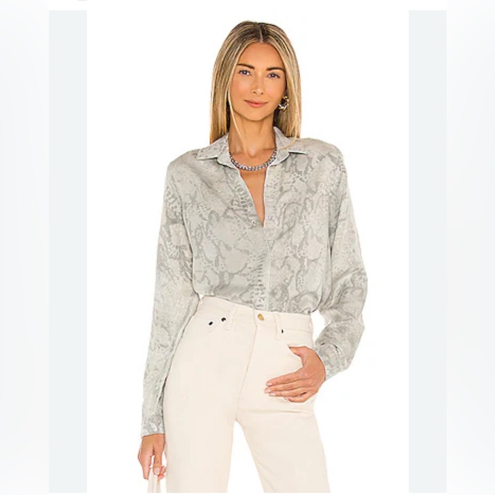 Bella Dahl Beige Snake Print Soft Button Down Shirt Size small